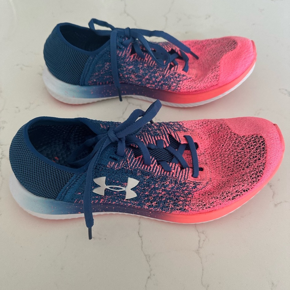 Under Armour - Picture 3 of 5